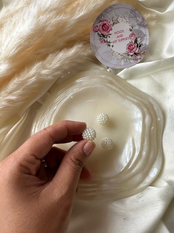 Pearl Medium SIze