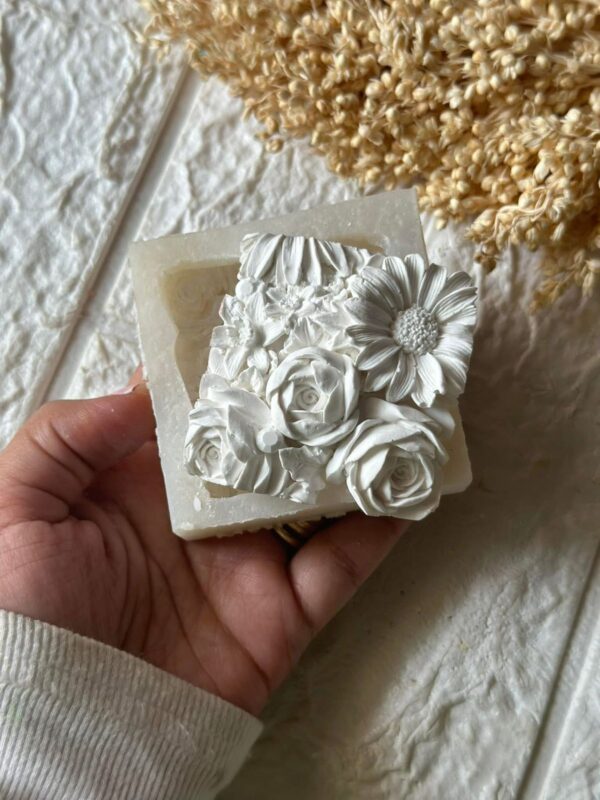 Floral Brick mold