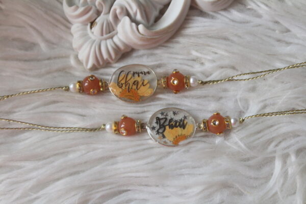 Real Flower Bezel bhai rakhi