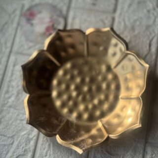 large lotus shape urli