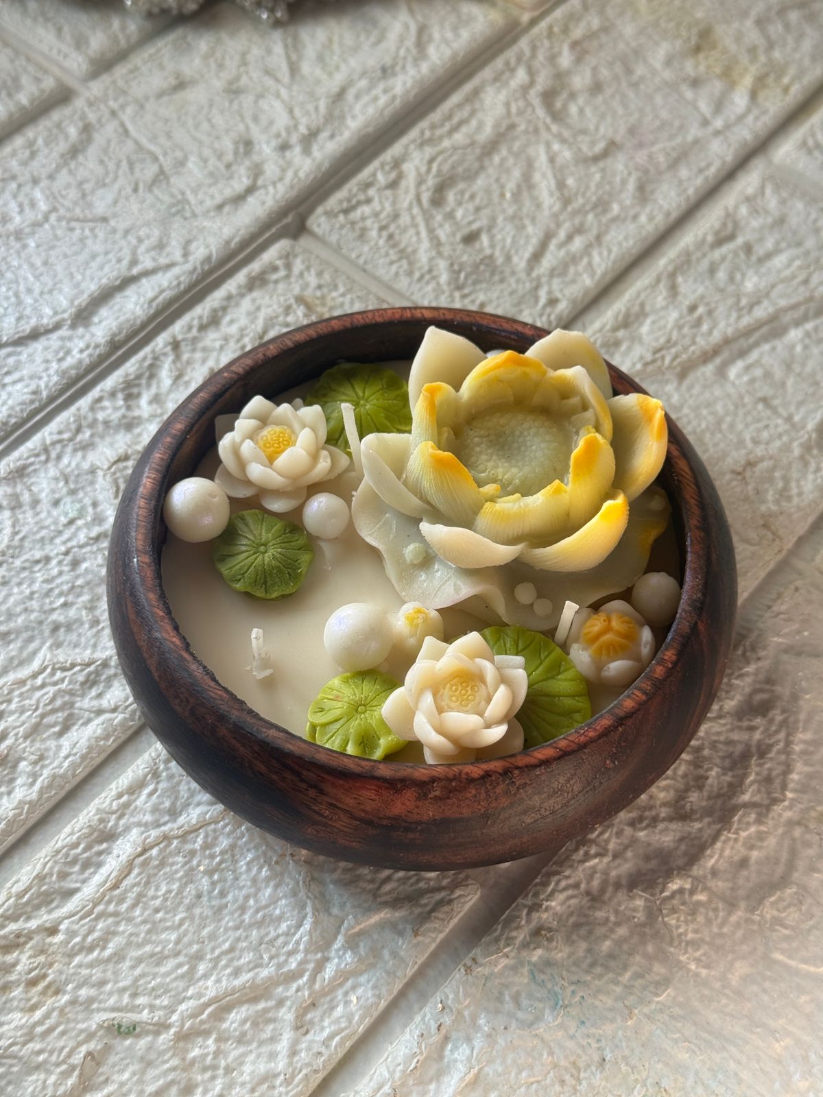 Lotus pond candle bowl