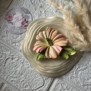 tropical paradise flower bloom