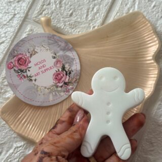Gingerbreadman wax sachet mold thick