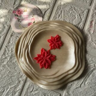 poinsettia flat lay set of 2 (2 different size )