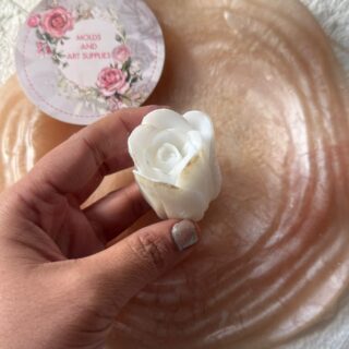 Large rose bud mold