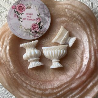 vintage pot - wax sachets