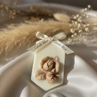 Divine rose wax sachet
