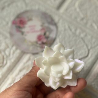 Standing flower diva mold