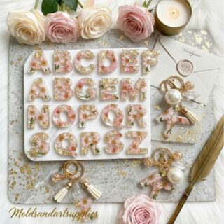 Resin keychains - choose ur own alphabet