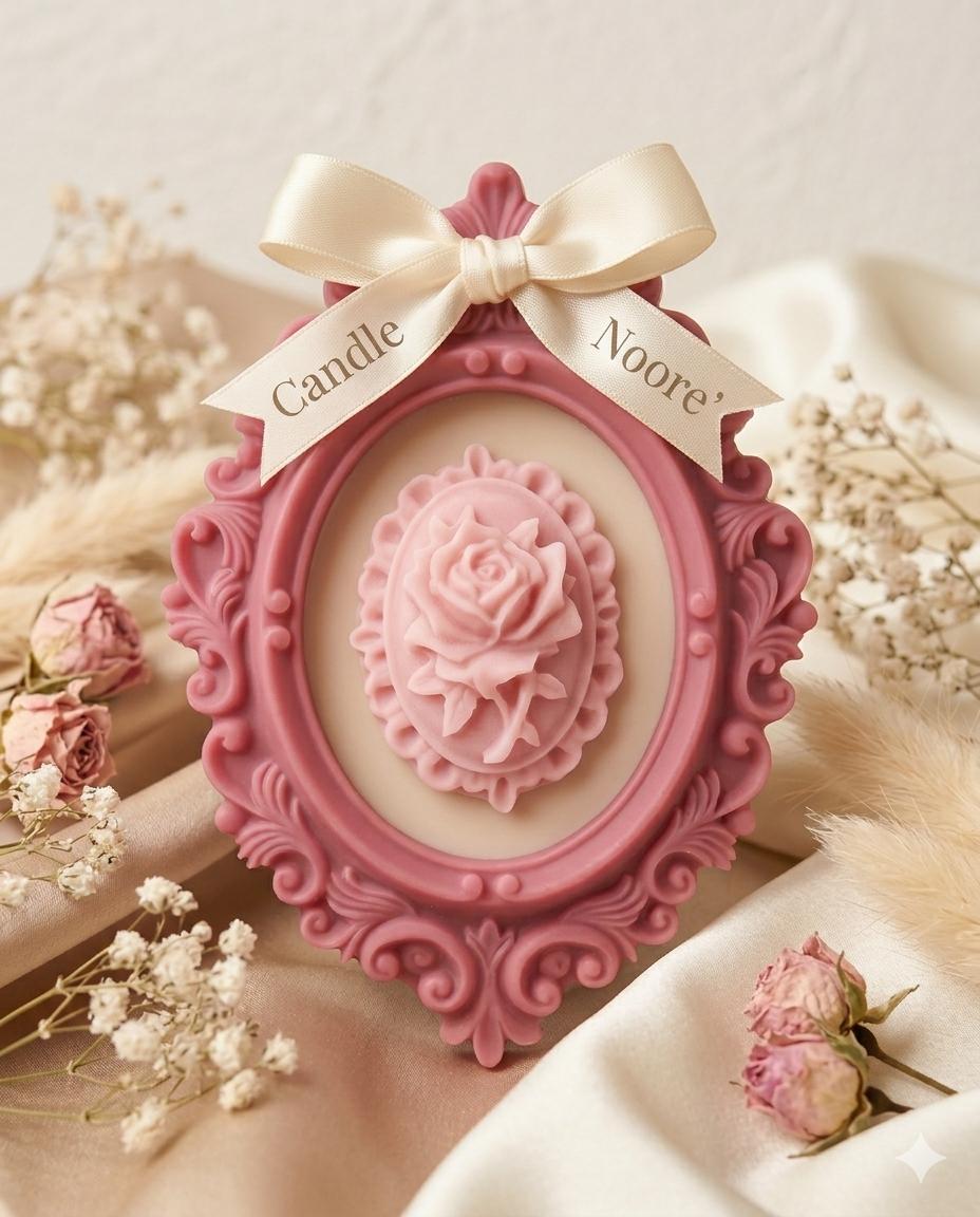 Framed in love wax sachet