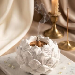 Divine lotus tealight holder