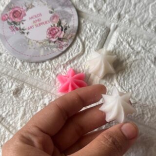 Whipped Swril star - 6 cavity