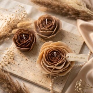 Layered flower candle set