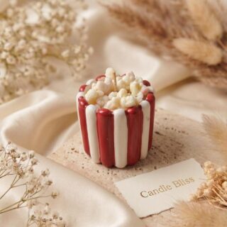 Popcorn candle - netflix and chill