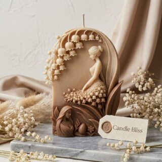 Blooming in paradise candle