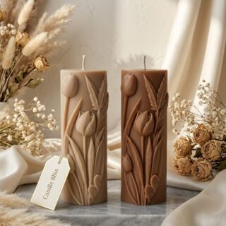 Tulip pillar candle