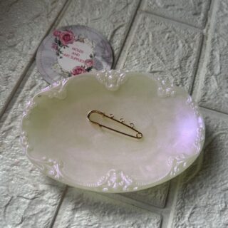 Charmable label pin Base - medium size
