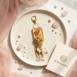 Real rose preserved in resin - lumbi