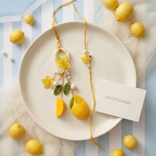 LEMONCHILO - Pair of rakhi and lumbi