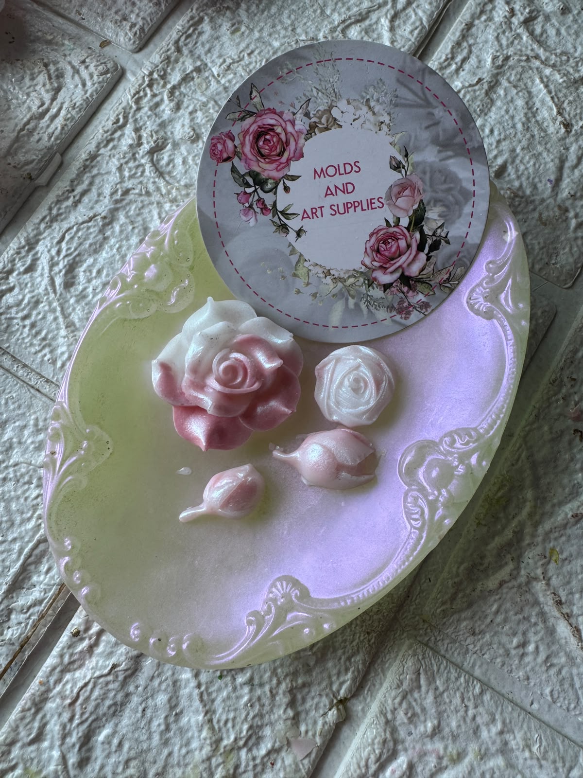 Rose blush with buds mold