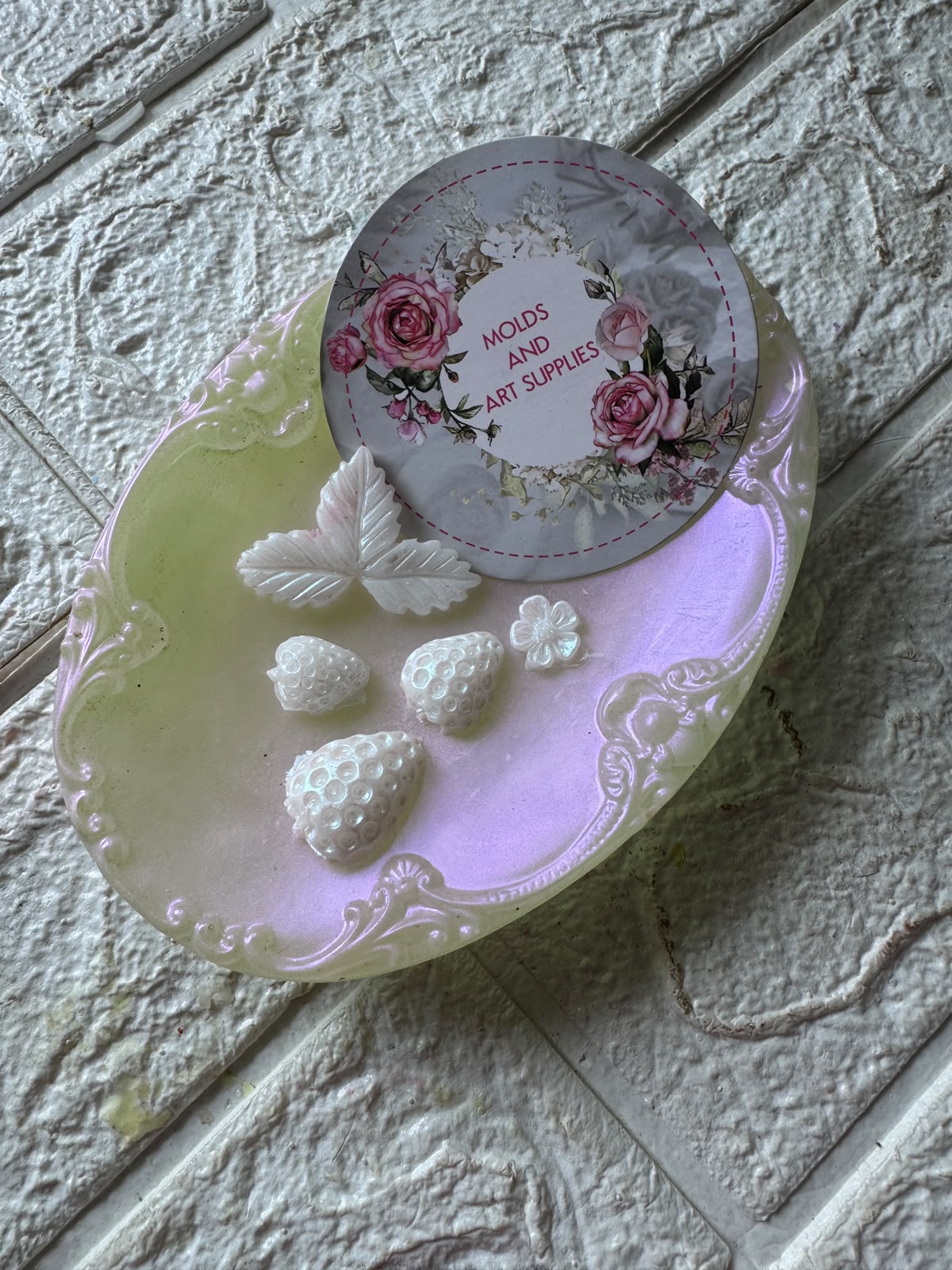 Strawberry lush flat lay mold