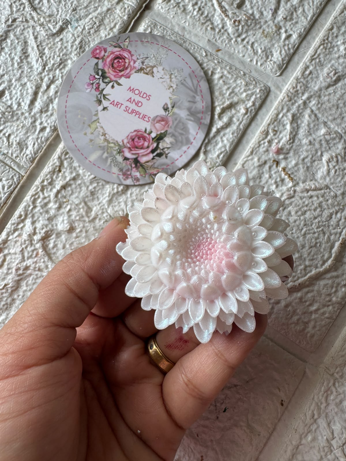Dhalia mold - medium
