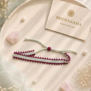 Bond in love - handmade friendship band
