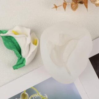 Clay lily bud mold